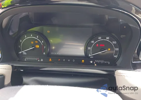 2021 Lincoln Corsair Standard z USA, uszkodzony, nr VIN 5LMCJ1C96MUL22899